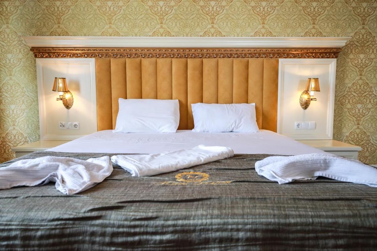 Nafron Hotel Prizren Esterno foto