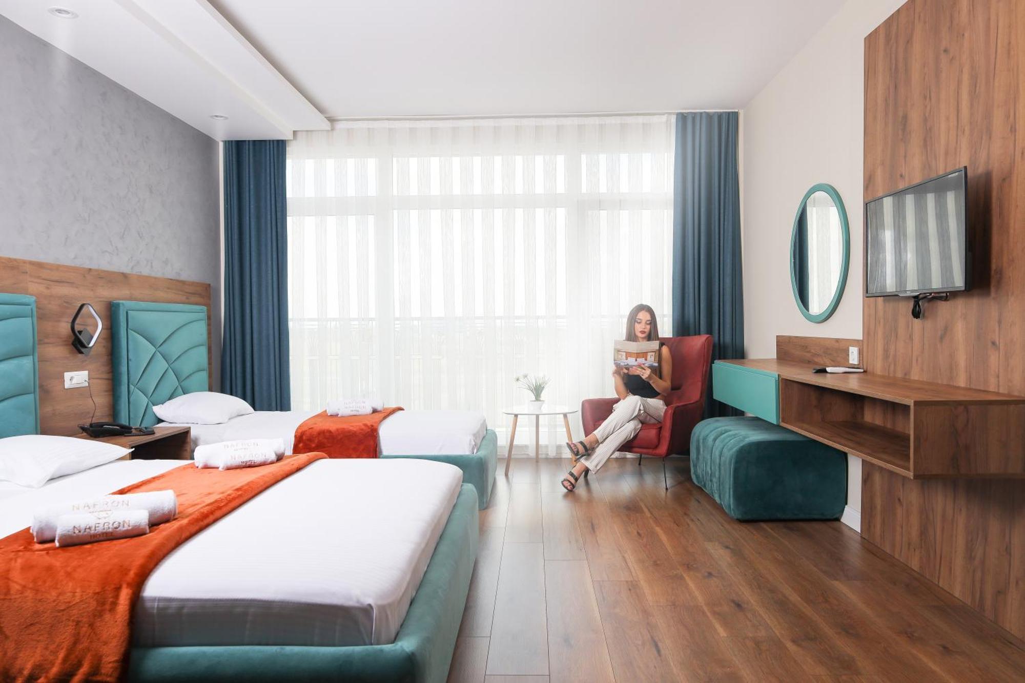 Nafron Hotel Prizren Esterno foto