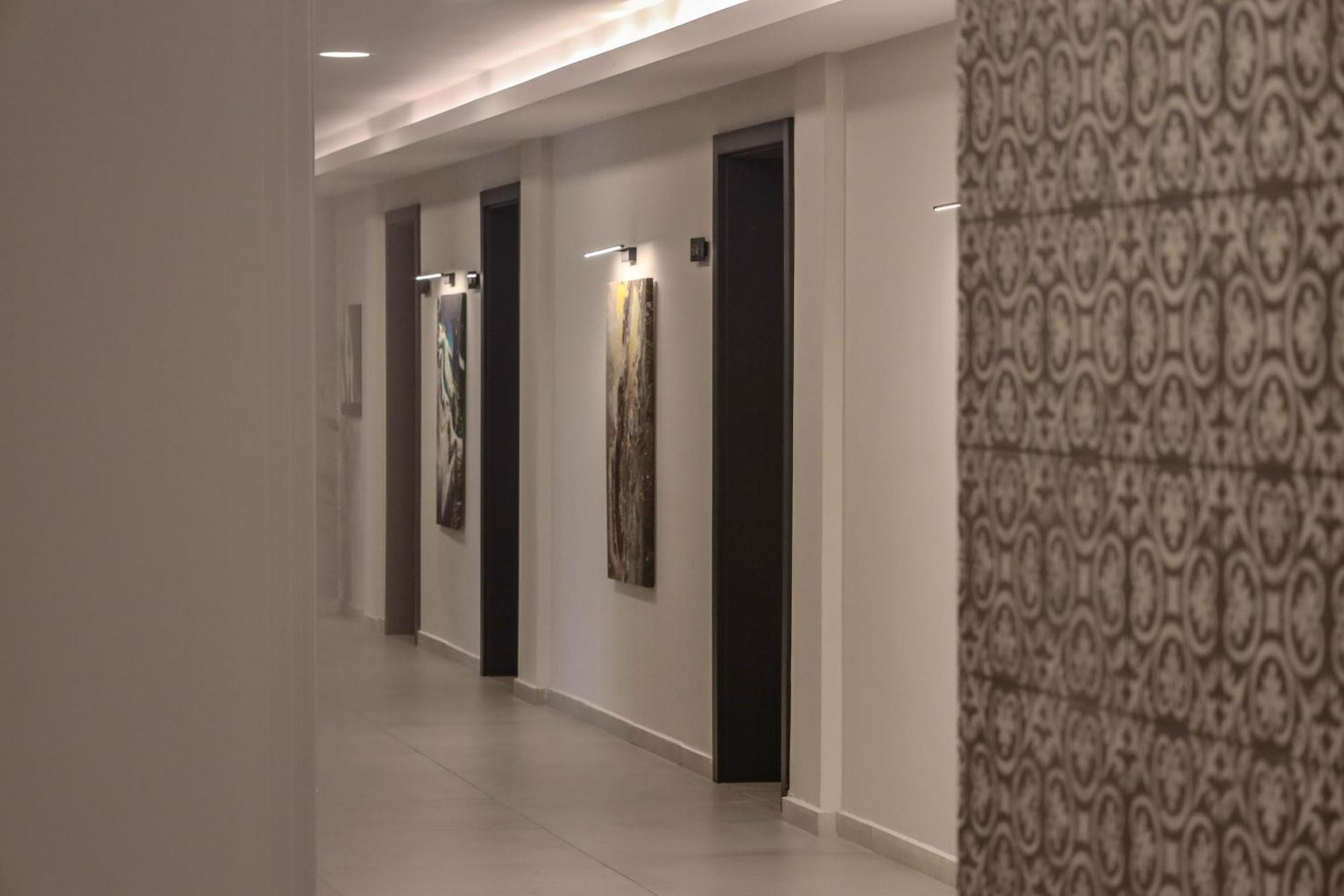 Nafron Hotel Prizren Esterno foto